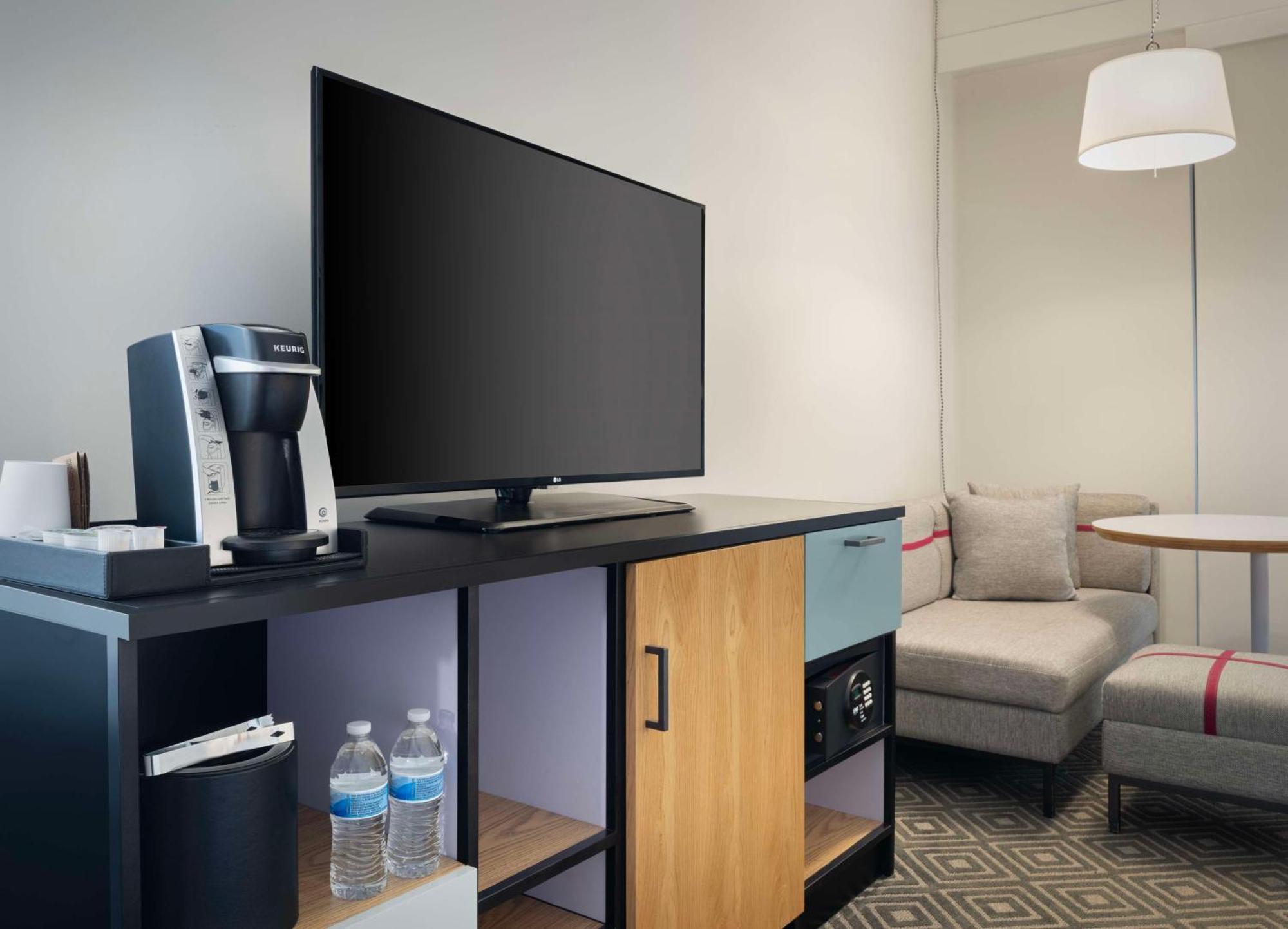 Freepoint Hotel Cambridge, Tapestry Collection By Hilton Exteriör bild